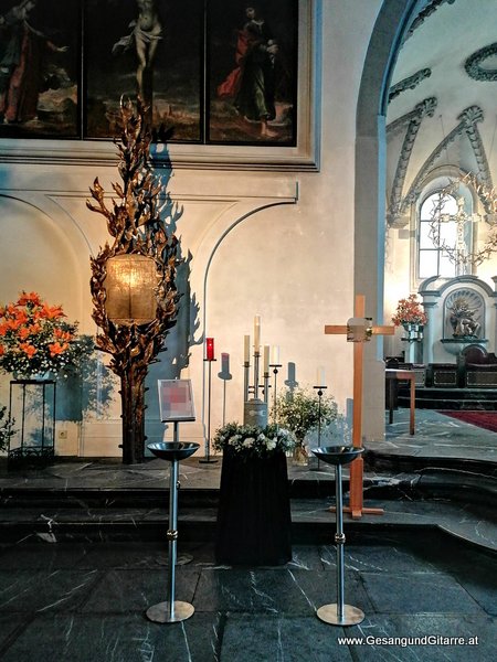 Kirche Basilika Rankweil Vorarlberg Verabschiedung Trauerfeier Beerdigung Verabschiedung Totenwache Musik Kirche Solomusikerin Sängerin mit Gitarre www.trauer-musik.at www.gesangundgitarre.at Gesang Gitarre Yvonne Brugger Trauersängerin Kirchensängerin Kirche Trauerfeier Beerdigung Verabschiedung Vorarlberg Musik Kirche Sängerin mit Gitarre www.trauer-musik.at www.gesangundgitarre.at Gesang Gitarre Yvonne Brugger Trauersängerin Kirchensängerin