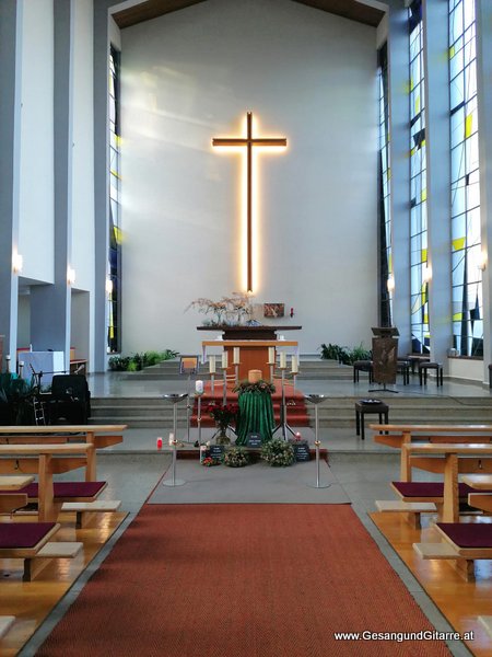 Kirche Feldkirch Nofels Trauerfeier Beerdigung Verabschiedung Totenwache Musik Kirche Solomusikerin Sängerin mit Gitarre www.trauer-musik.at www.gesangundgitarre.at Gesang Gitarre Yvonne Brugger Trauersängerin Kirchensängerin Kirche Trauerfeier Beerdigung Verabschiedung Vorarlberg Musik Kirche Sängerin mit Gitarre www.trauer-musik.at www.gesangundgitarre.at Gesang Gitarre Yvonne Brugger Trauersängerin Kirchensängerin