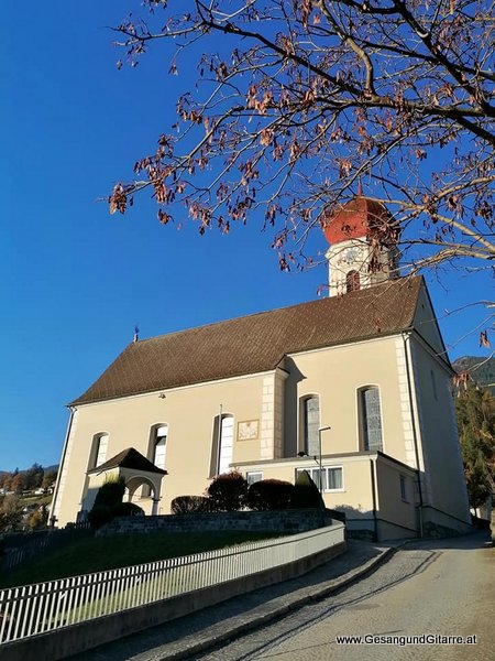 Kirche Thüringen Trauerfeier Beerdigung Verabschiedung Totenwache Musik Kirche Solomusikerin Sängerin mit Gitarre www.trauer-musik.at www.gesangundgitarre.at Gesang Gitarre Yvonne Brugger Trauersängerin Kirchensängerin Kirche Trauerfeier Beerdigung Verabschiedung Vorarlberg Musik Kirche Sängerin mit Gitarre www.trauer-musik.at www.gesangundgitarre.at Gesang Gitarre Yvonne Brugger Trauersängerin Kirchensängerin