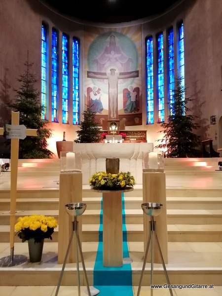 Erlöserkirche Lustenau Kirche Vorarlberg Verabschiedung Trauerfeier Beerdigung Verabschiedung Totenwache Musik Kirche Solomusikerin Sängerin mit Gitarre www.trauer-musik.at www.gesangundgitarre.at Gesang Gitarre Yvonne Brugger Trauersängerin Kirchensängerin Kirche Trauerfeier Beerdigung Verabschiedung Vorarlberg Musik Kirche Sängerin mit Gitarre www.trauer-musik.at www.gesangundgitarre.at Gesang Gitarre Yvonne Brugger Trauersängerin Kirchensängerin