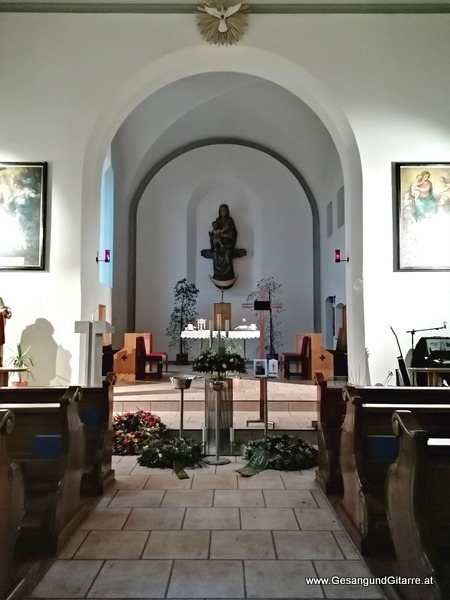 Kirche Franziskaner Kloster Bludenz Vorarlberg Verabschiedung Trauerfeier Beerdigung Verabschiedung Totenwache Musik Kirche Solomusikerin Sängerin mit Gitarre www.trauer-musik.at www.gesangundgitarre.at Gesang Gitarre Yvonne Brugger Trauersängerin Kirchensängerin Kirche Trauerfeier Beerdigung Verabschiedung Vorarlberg Musik Kirche Sängerin mit Gitarre www.trauer-musik.at www.gesangundgitarre.at Gesang Gitarre Yvonne Brugger Trauersängerin Kirchensängerin