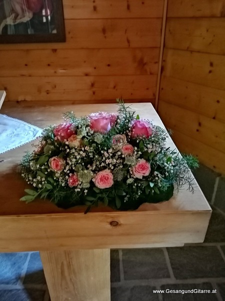 Hochzeitssängerin Sängerin Gitarre Kapelle Bezegg Andelsbuch Trauung Hochzeit Frastanz Vorarlberg